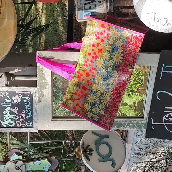 NATURAL LIFE Handbags - NWT Natural Life wildflower reusable tote bag 🛍️😊